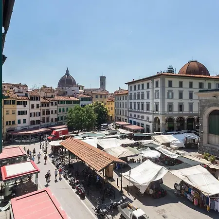 Piazza Del Mercato Centrale-2